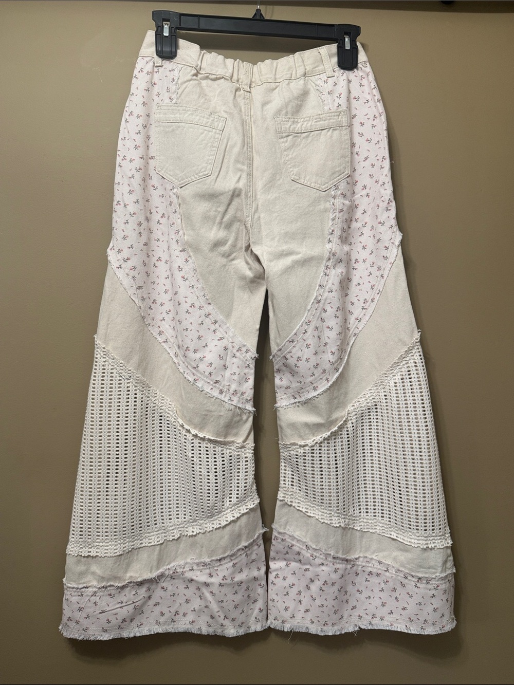 POL Cream Patchwork Wide-Leg Boho Pants with Pink Floral Panels - Picture 2 of 2